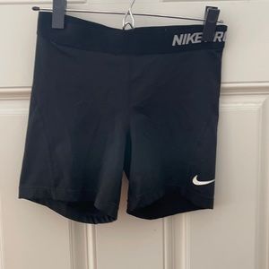 Nike Pro Biker Shorts - Medium